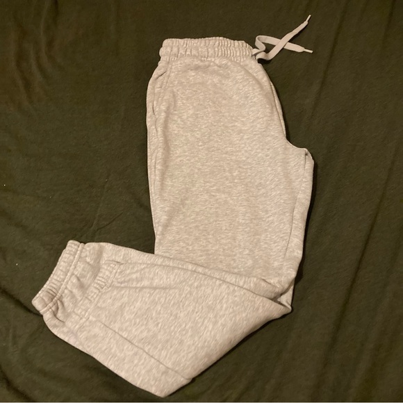 FABLETICS JOGGER - Picture 1 of 8